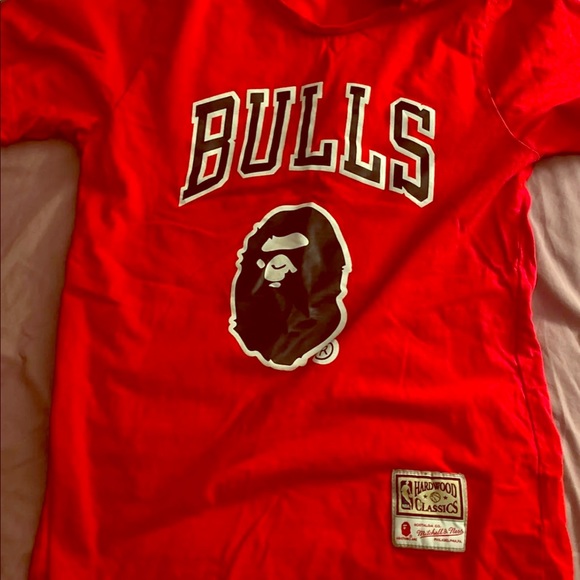 Bape X Mitchell&Ness Bulls shirt - Picture 1 of 5